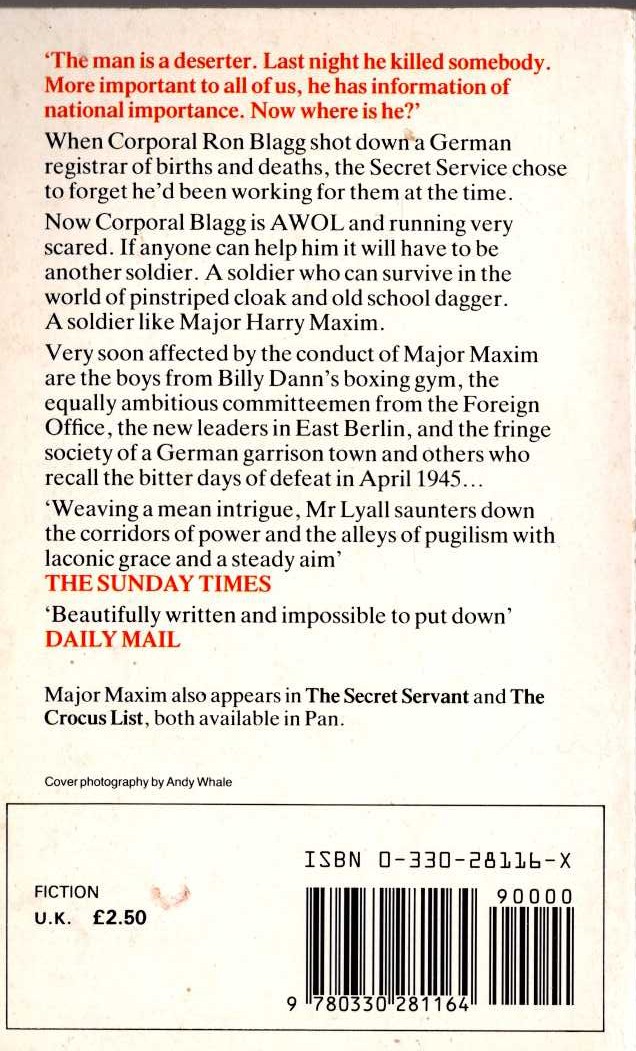 Gavin Lyall  THE CONDUCT OF MAJOR MAXIM magnified rear book cover image